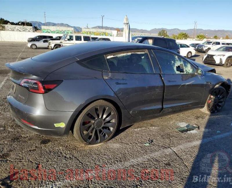 2023 TESLA MODEL 3  اسود